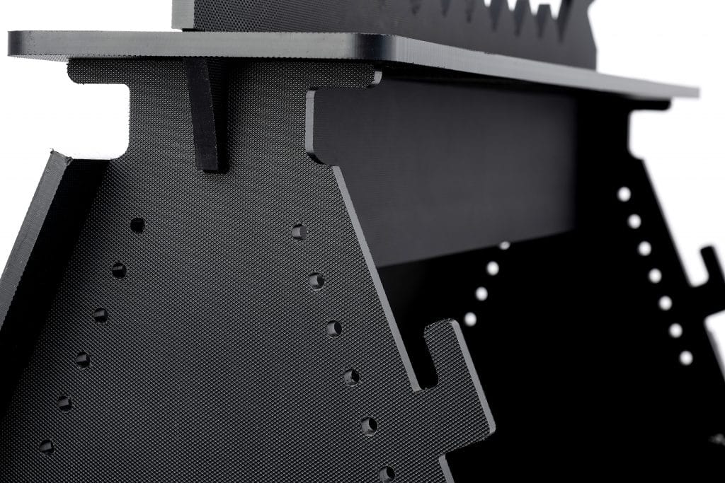 Henlays Coop Roof Apex
